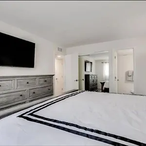 Modern In Old Litchfield Litchfield Park
